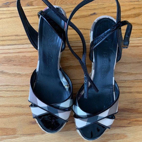 Burberry Wedges, Size 7 - Picture 1 of 2